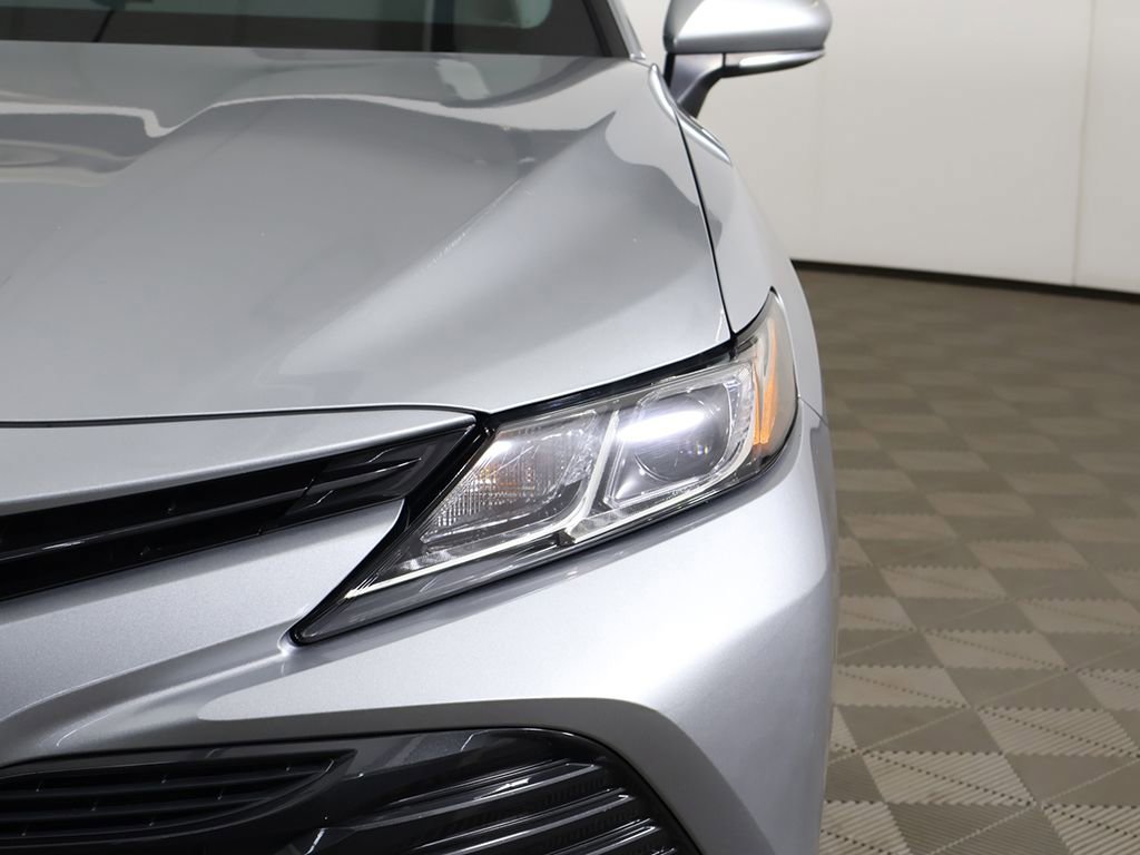 Used 2020 Toyota Camry LE w/ Convenience Package image 12