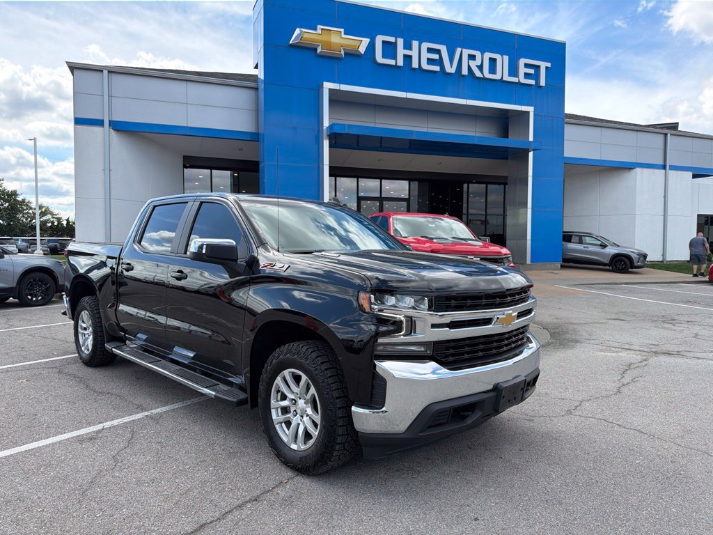 Used 2021 Chevrolet Silverado 1500 LT w/ Diesel Off-Road Package AWD/4WD image 1