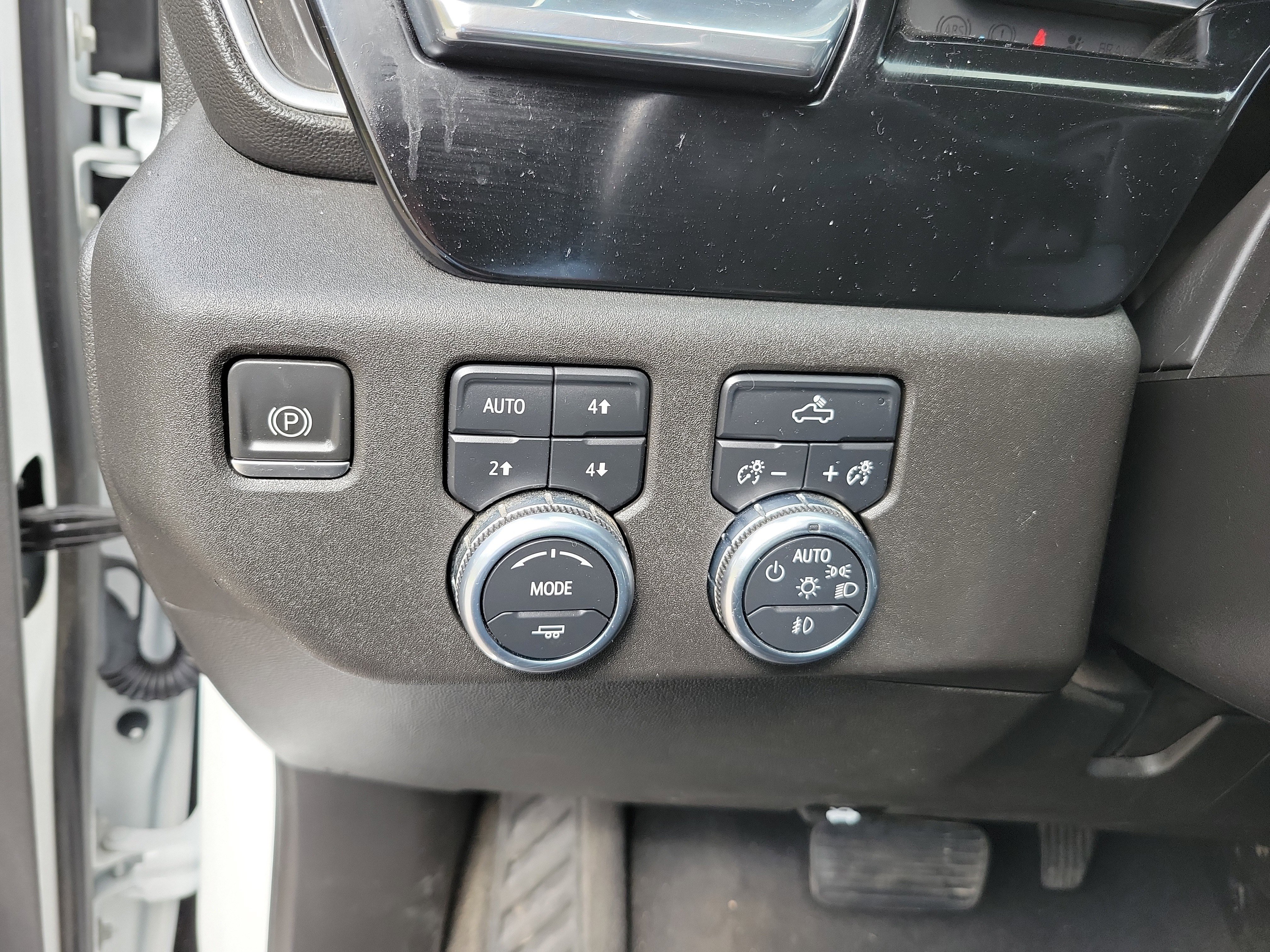 Used 2023 GMC Sierra 1500 Elevation w/ X31 Off-Road Package AWD/4WD image 15