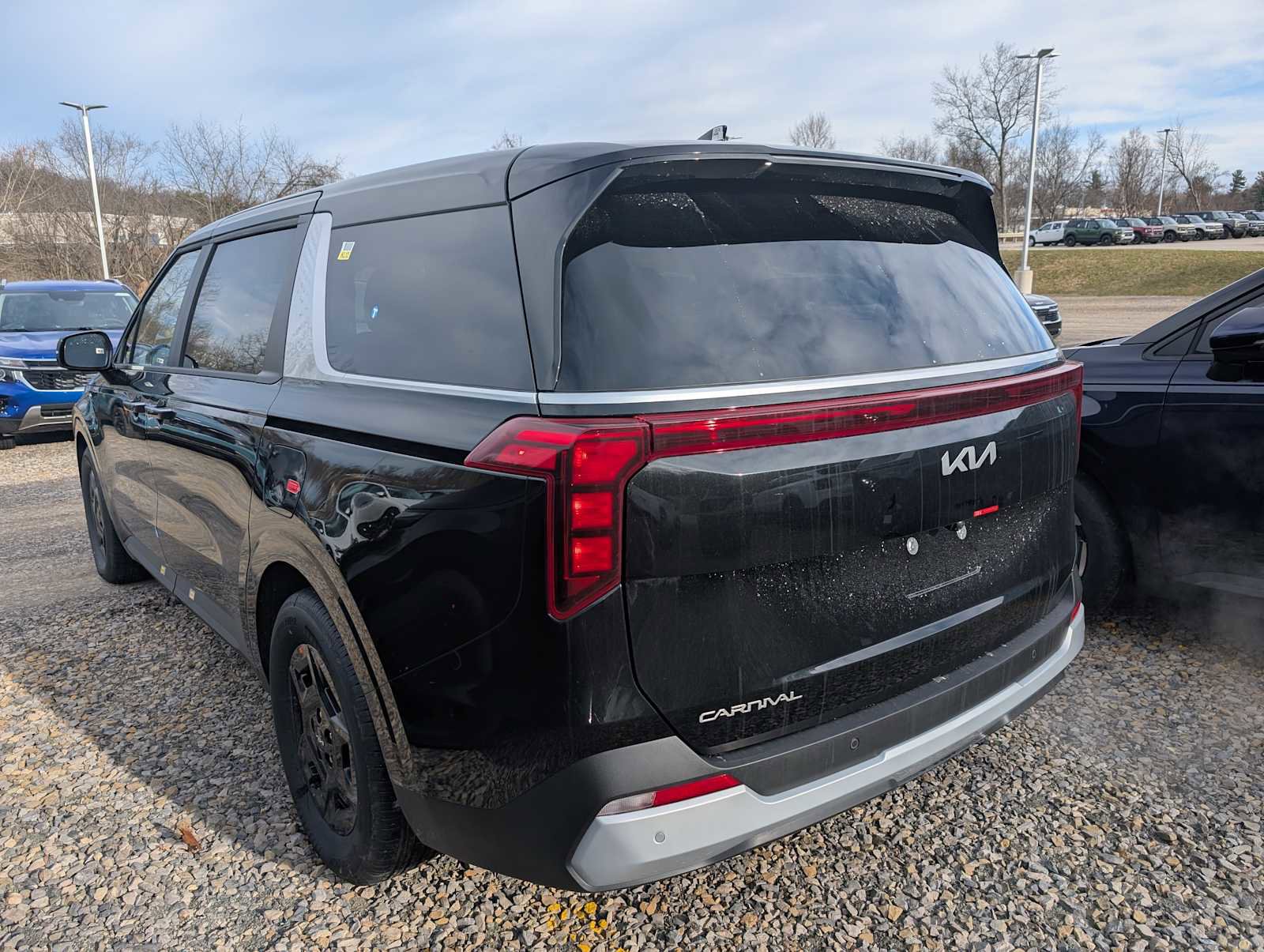 New 2026 Kia Carnival FWD image 8