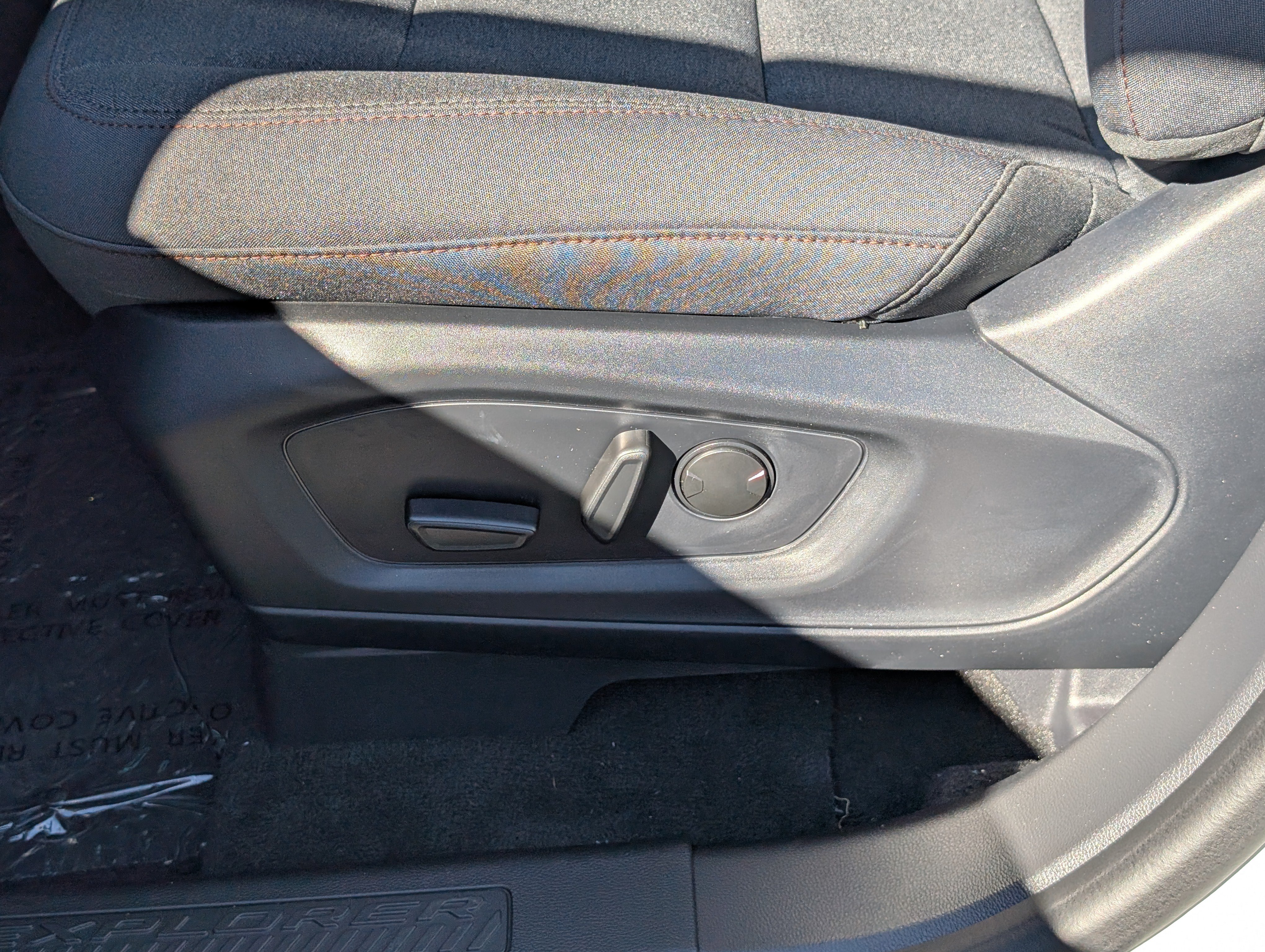 New 2027 Ford Explorer Active AWD/4WD image 17