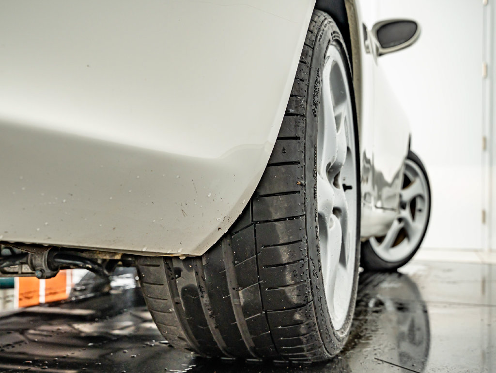 Used 2003 Porsche 911 Carrera RWD image 50