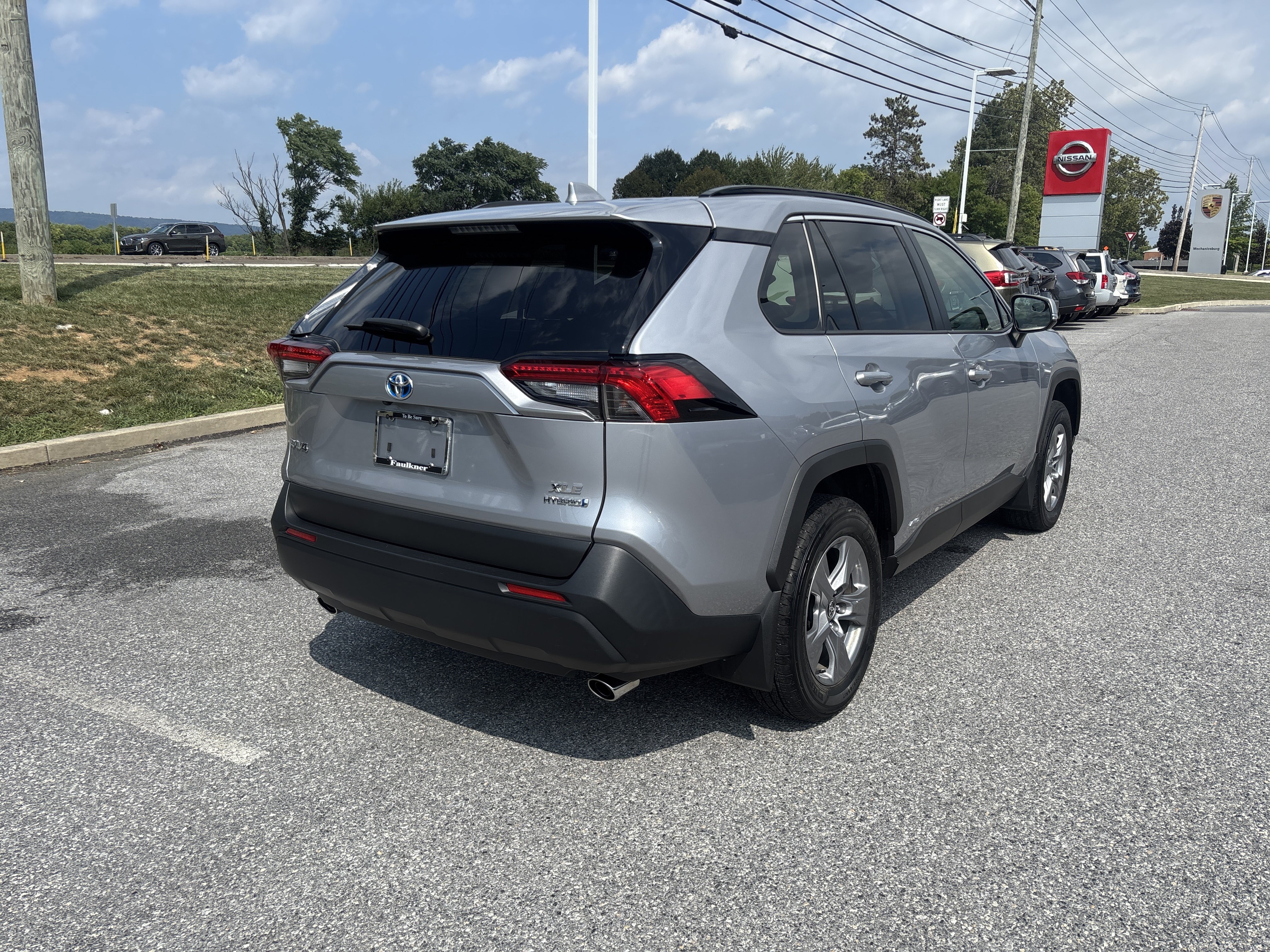 Used 2023 Toyota RAV4 XLE w/ Convenience Package AWD/4WD image 21