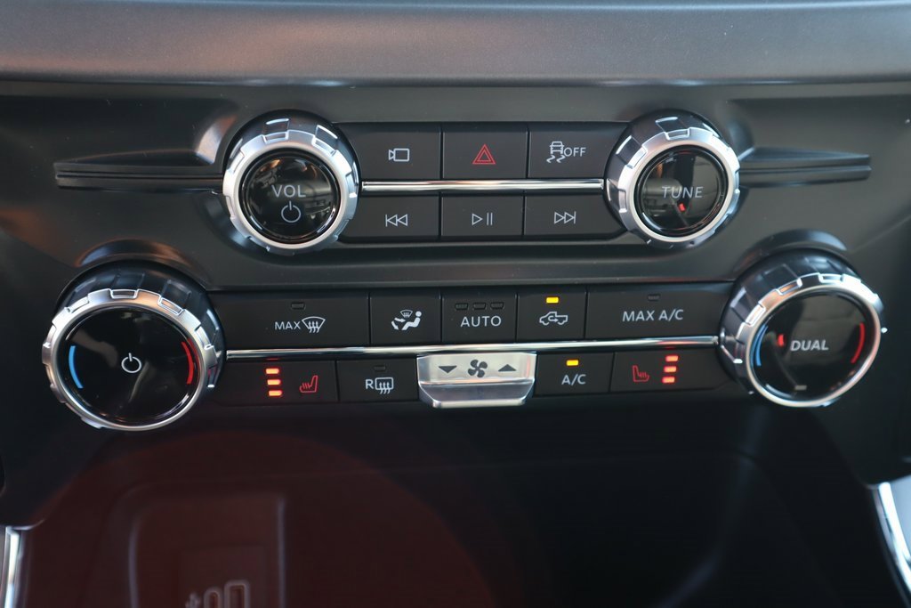 New 2025 Ford F150 XLT w/ Equipment Group 302A MID image 9