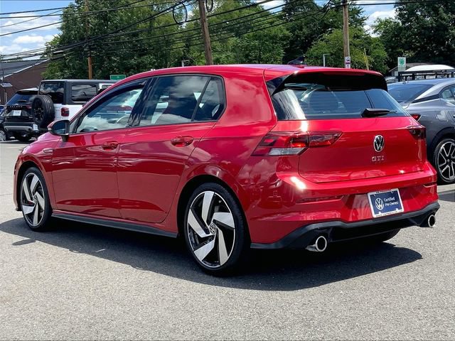 Used 2022 Volkswagen GTI SE FWD image 3