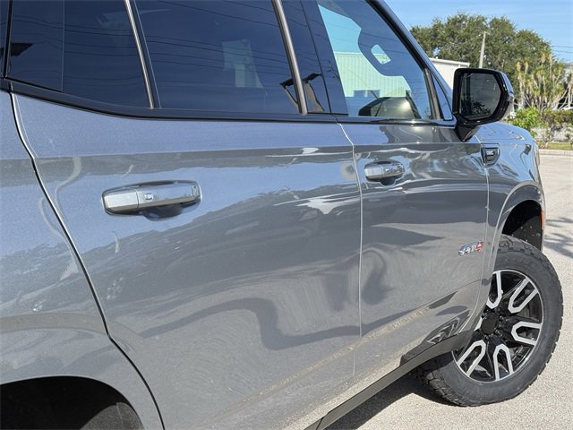 Used 2023 GMC Yukon AT4 image 9