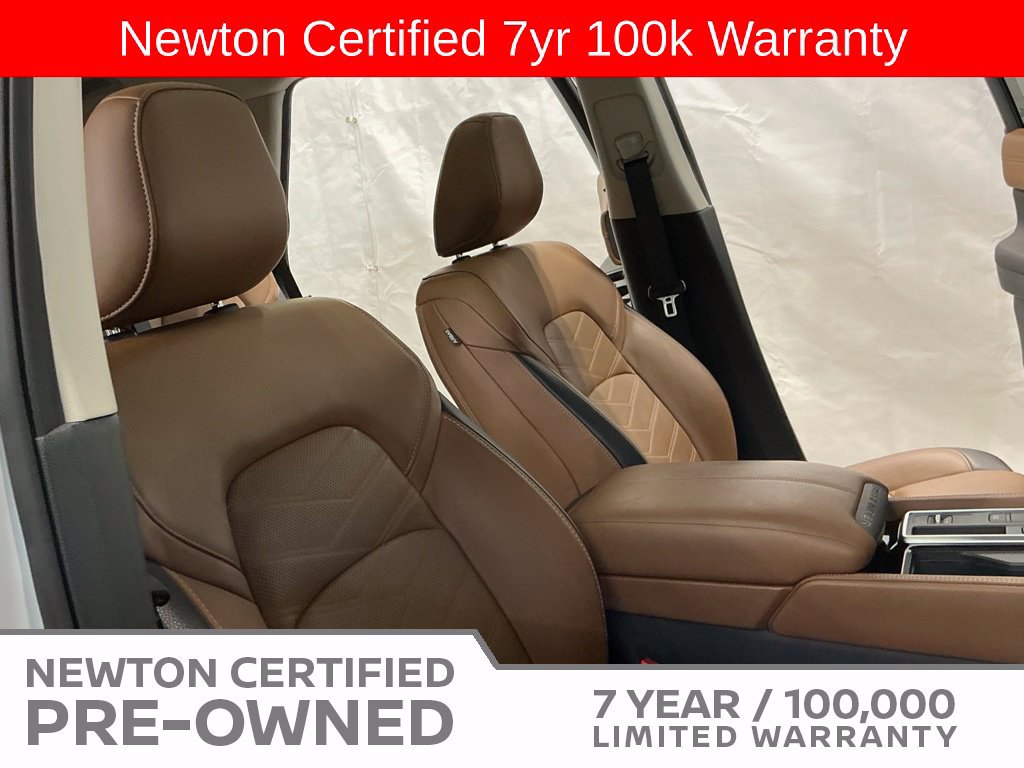 Used 2025 Nissan Pathfinder Platinum w/ Cargo Package FWD image 19