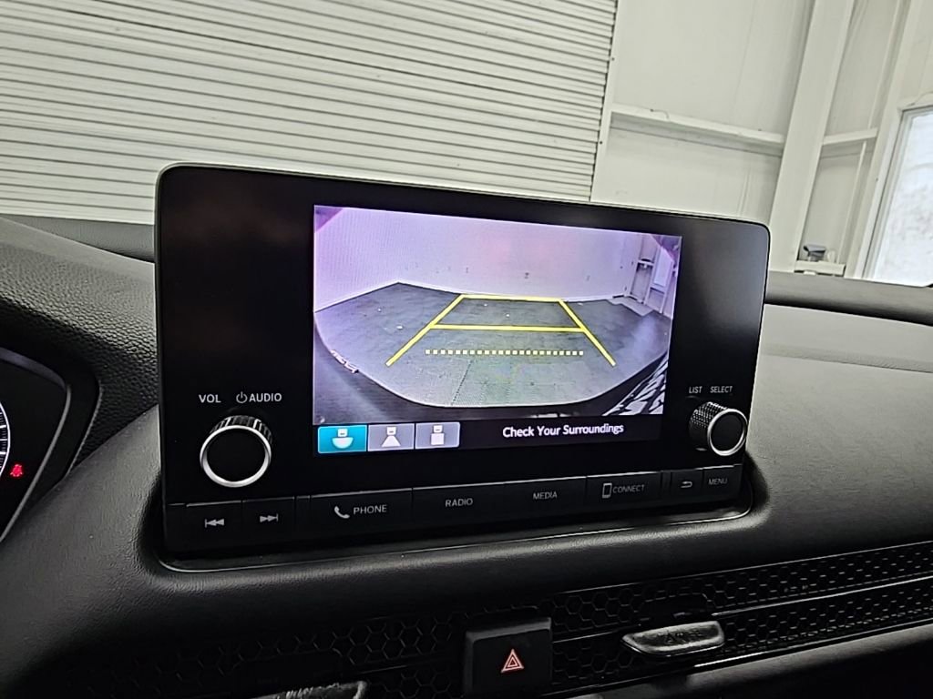 Used 2023 Honda HR-V LX image 16