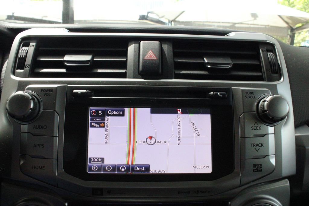 Used 2017 Toyota 4Runner Limited AWD/4WD image 6