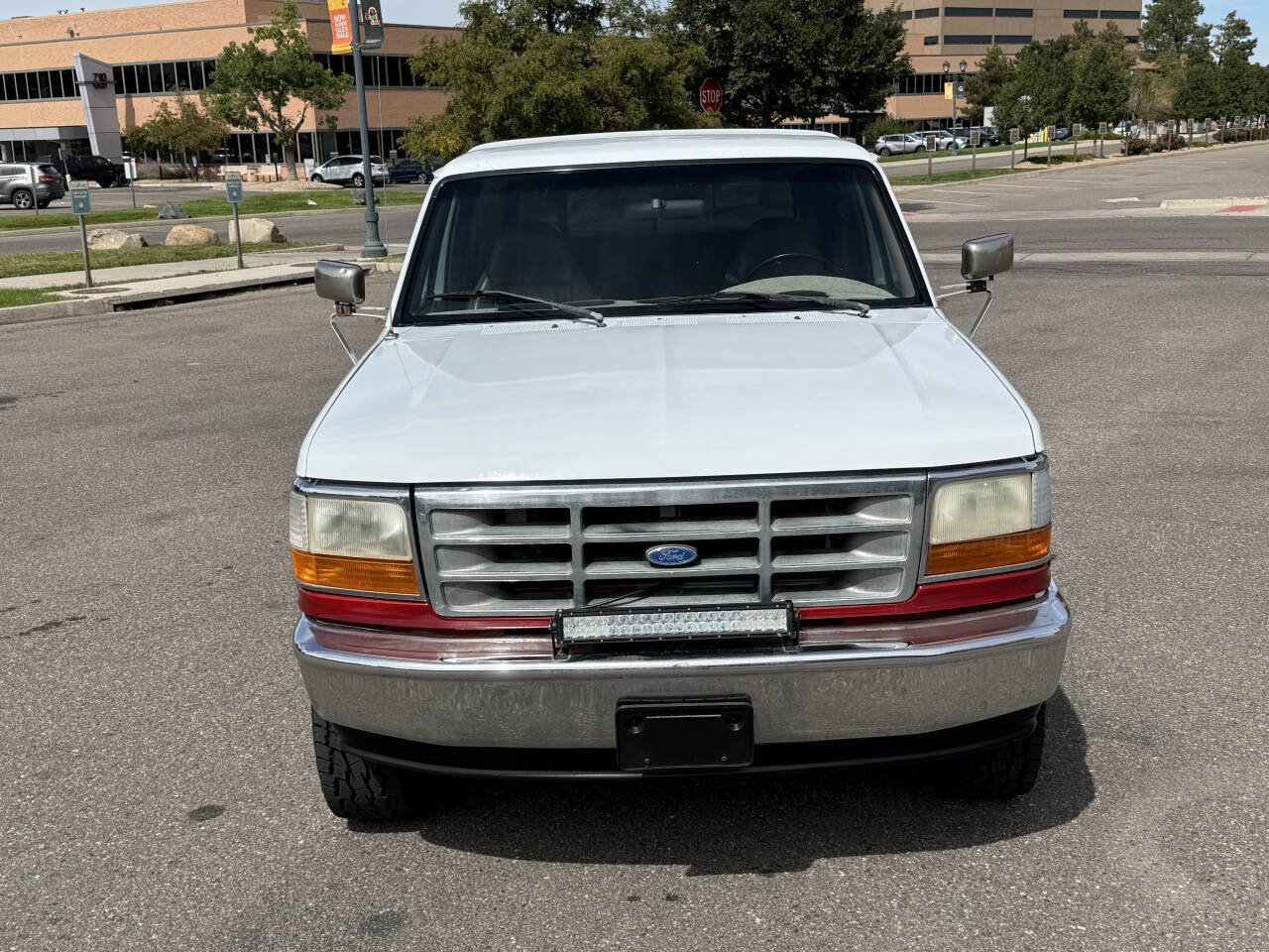 Used 1996 Ford Bronco XLT image 3