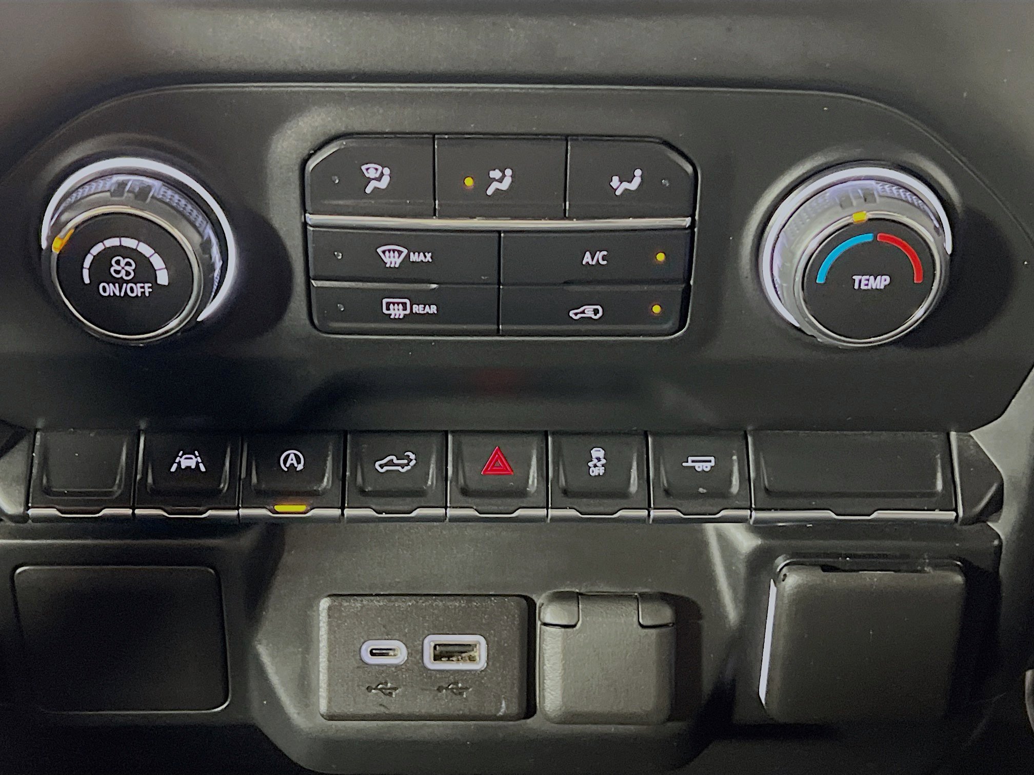 Used 2024 Chevrolet Silverado 1500 Custom w/ LPO, Dark Essentials Package image 26