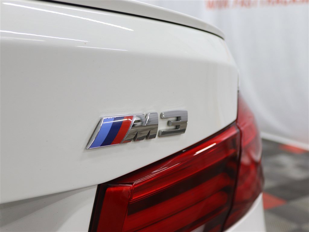 Used 2016 BMW M3 image 6