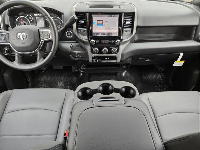 New 2026 RAM 3500 Tradesman AWD/4WD image 21