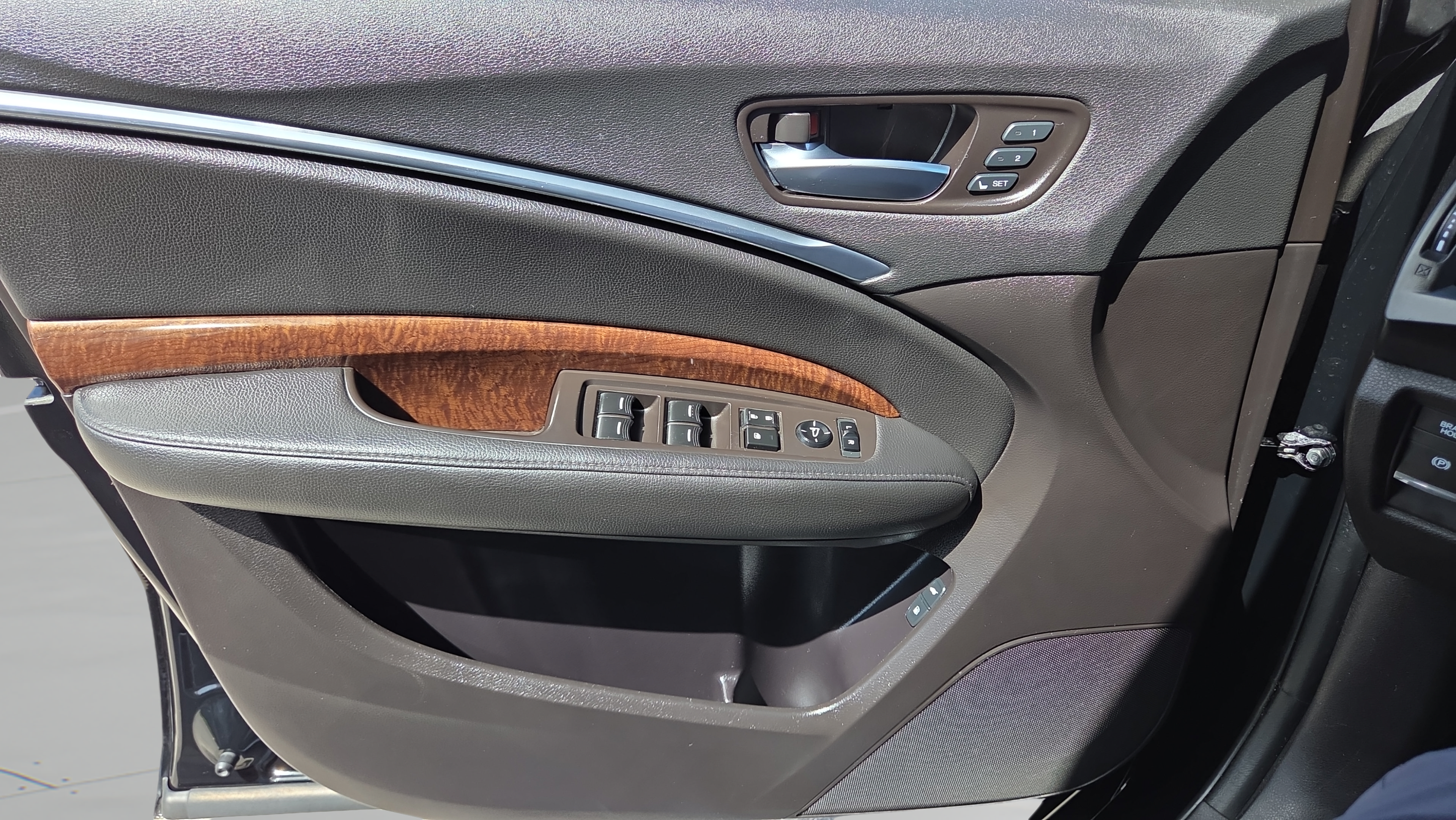 Used 2018 Acura MDX SH-AWD image 33