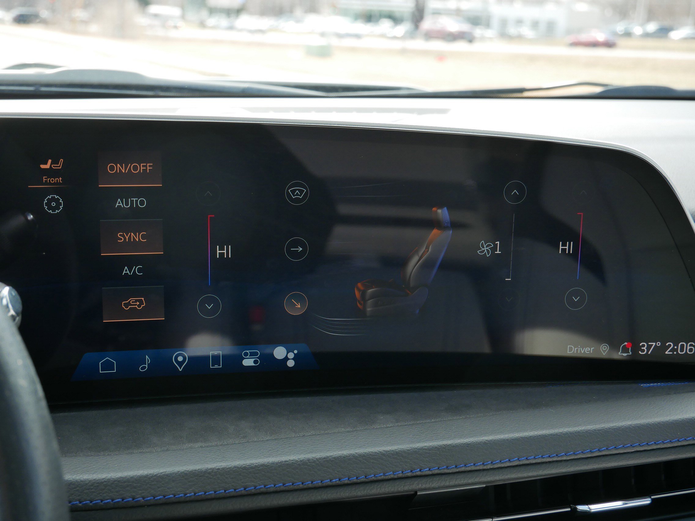 Certified 2024 Cadillac XT4 Sport AWD/4WD image 23