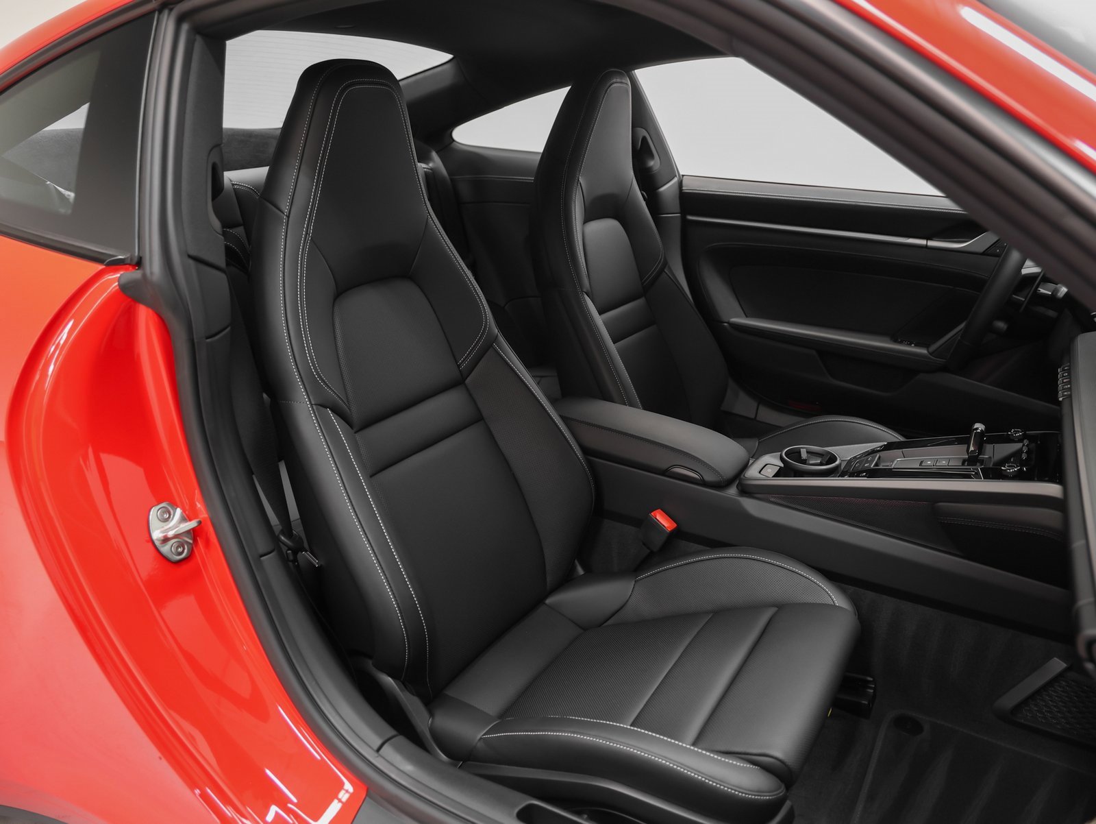 Used 2025 Porsche 911 Carrera image 25