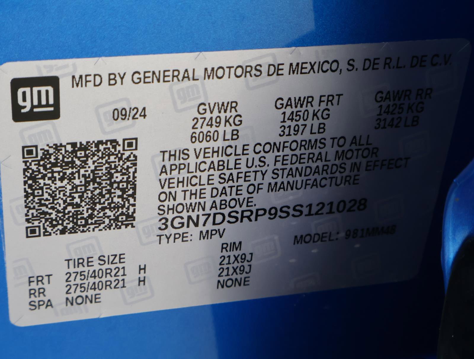 Used 2025 Chevrolet Equinox EV RS image 25