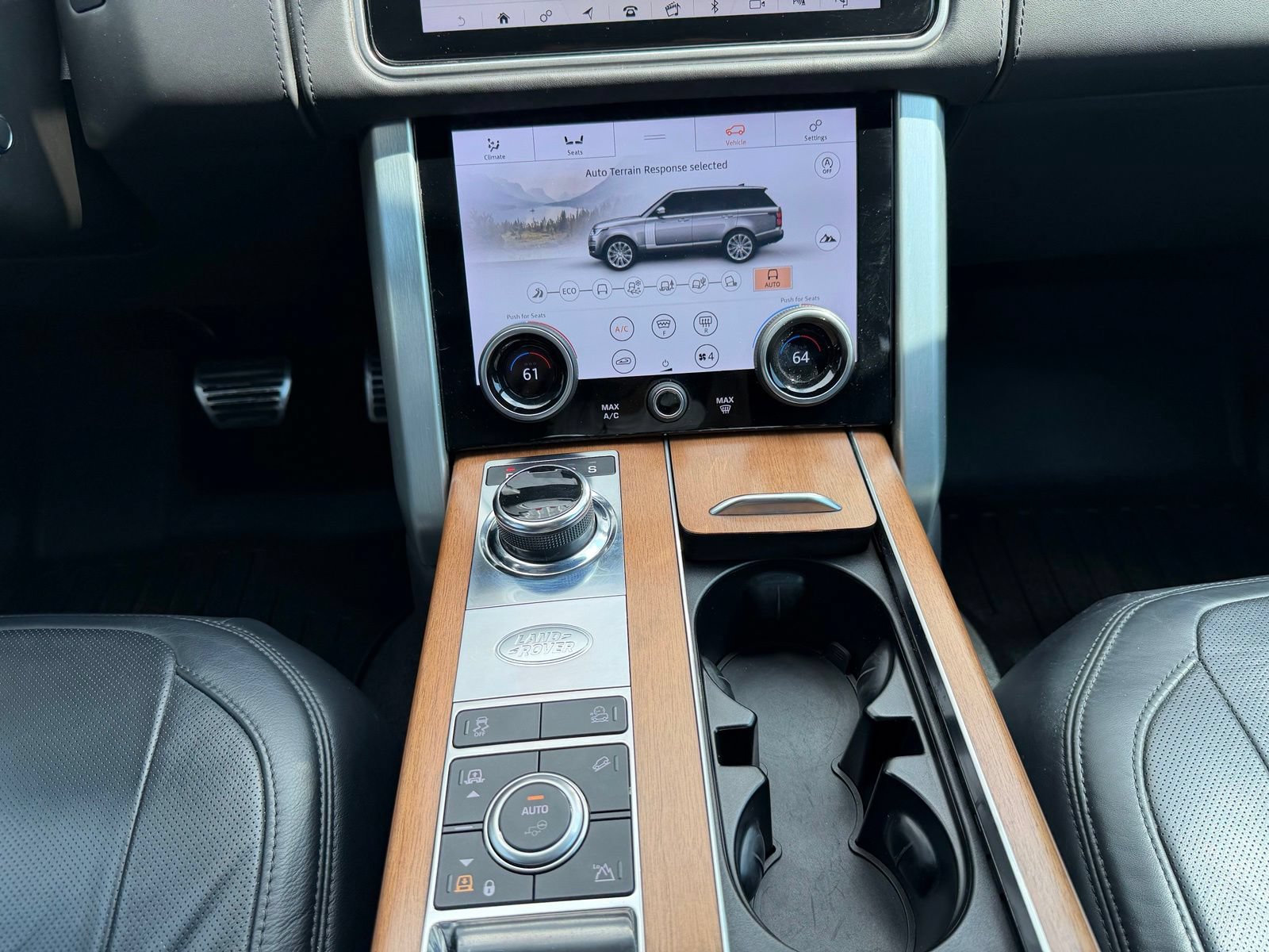 Used 2018 Land Rover Range Rover Autobiography AWD/4WD image 16