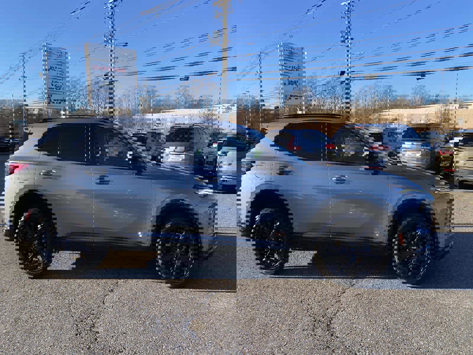 Used 2024 Buick Envision Sport Touring image 2