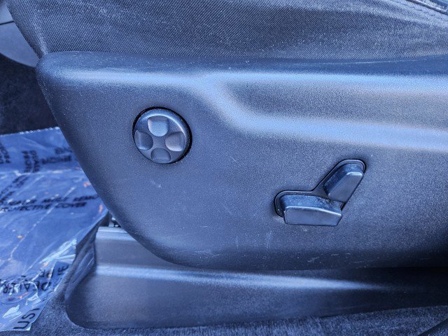 Used 2019 Jeep Grand Cherokee Limited image 12