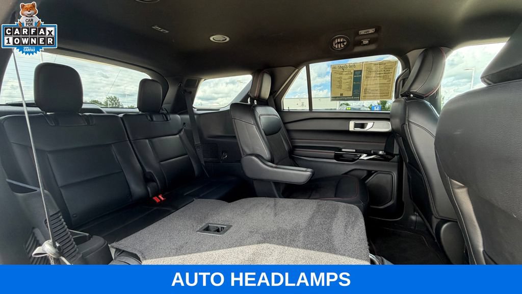 Used 2023 Ford Explorer ST-Line AWD/4WD image 15