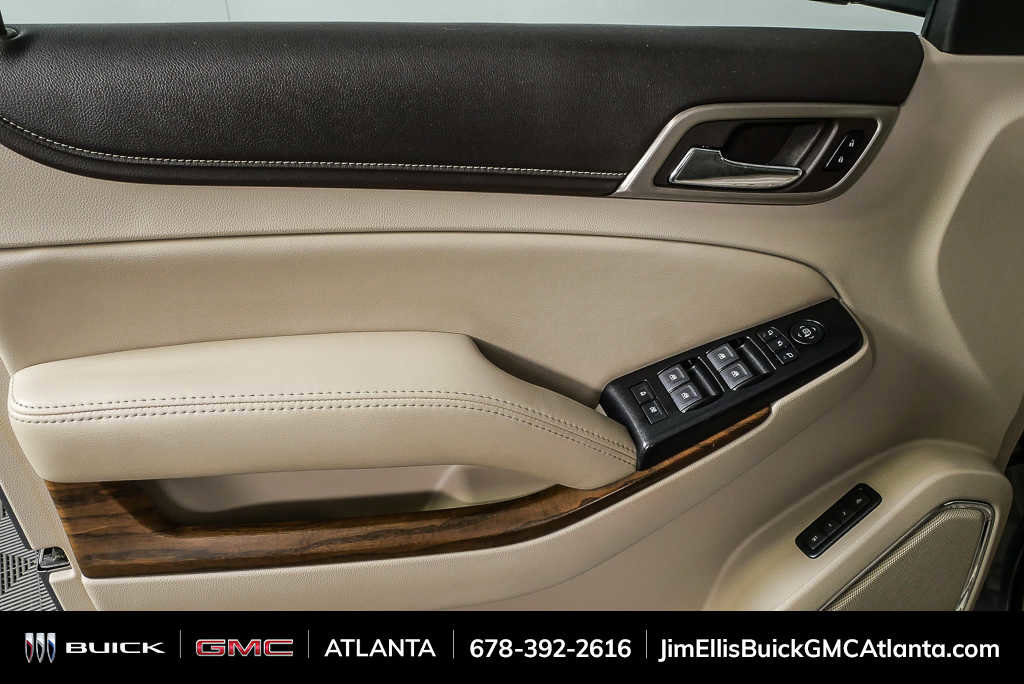 Used 2020 GMC Yukon XL Denali w/ Denali Premium Package RWD image 6