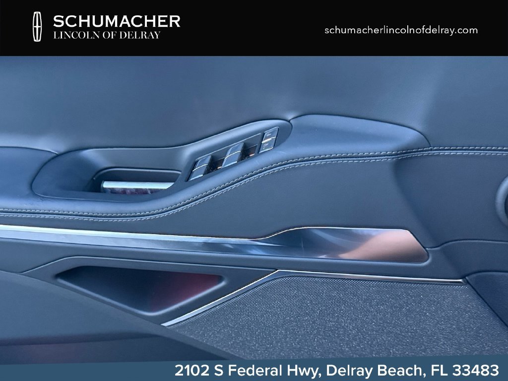 New 2027 Lincoln Navigator Reserve RWD image 23