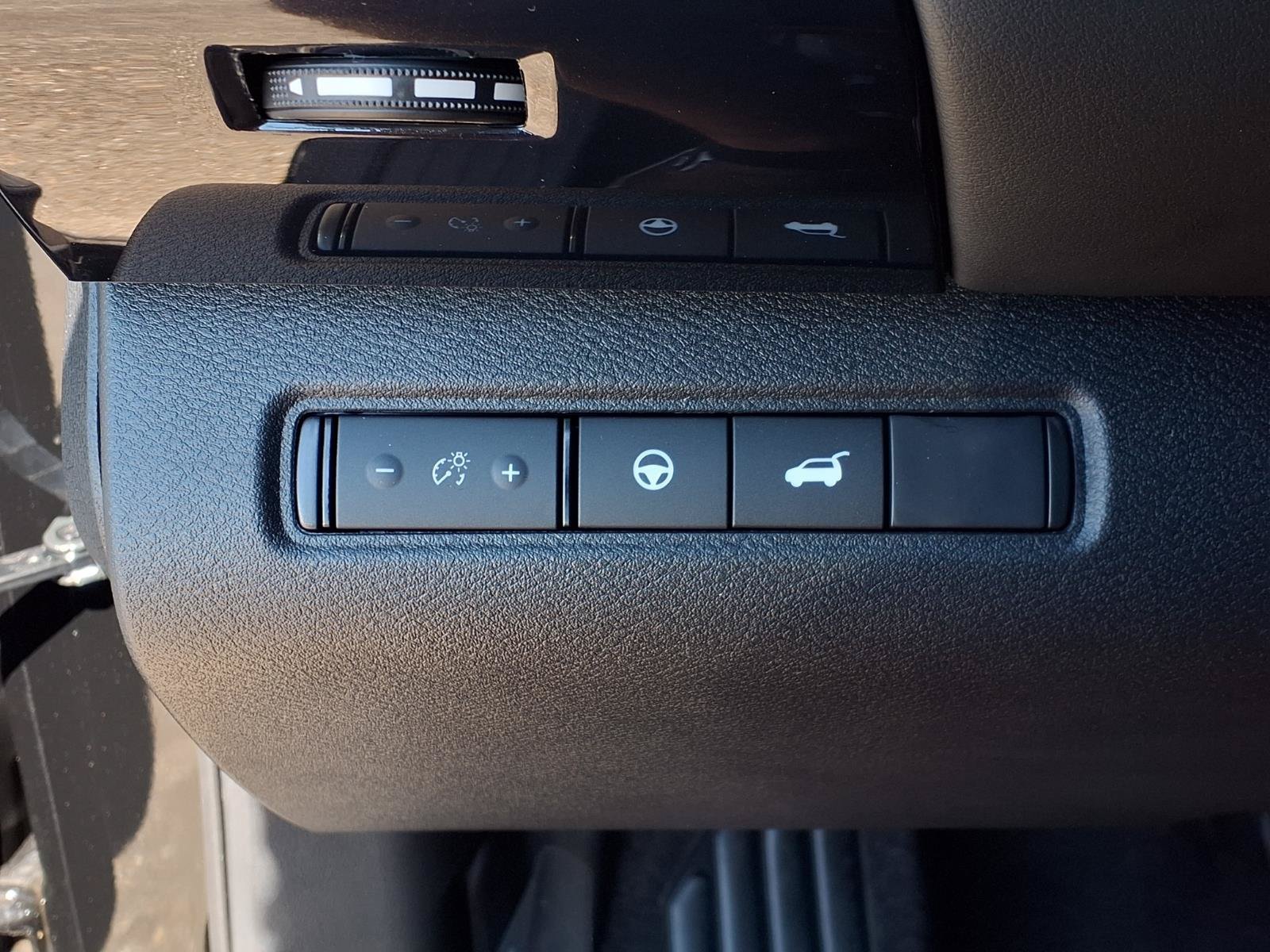 New 2026 Nissan Pathfinder SV FWD image 19