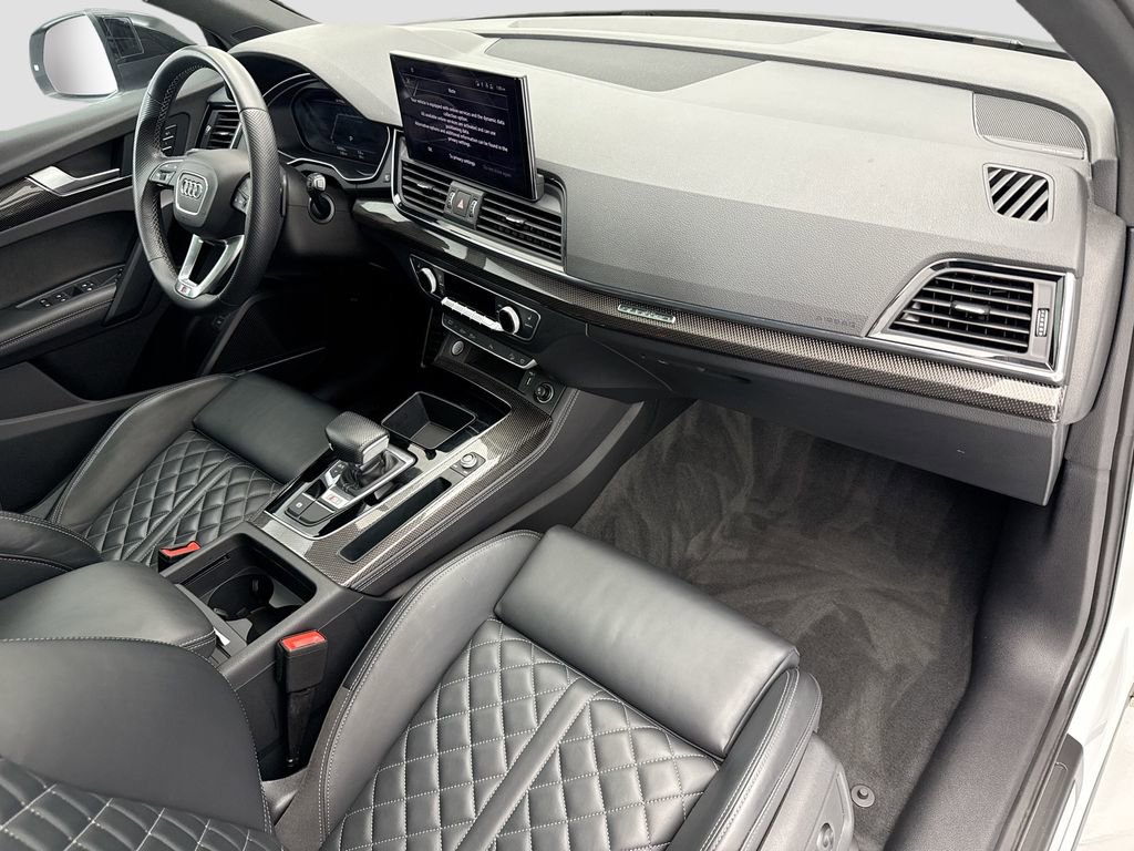 Used 2021 Audi SQ5 Premium Plus w/ Premium Plus Package image 16