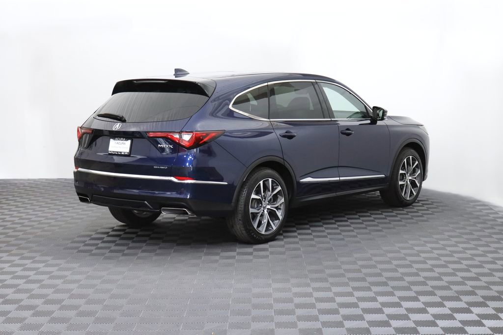 Used 2023 Acura MDX SH-AWD w/ Technology Package image 8