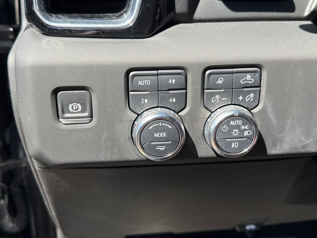 Used 2025 GMC Sierra 1500 Denali Ultimate AWD/4WD image 19