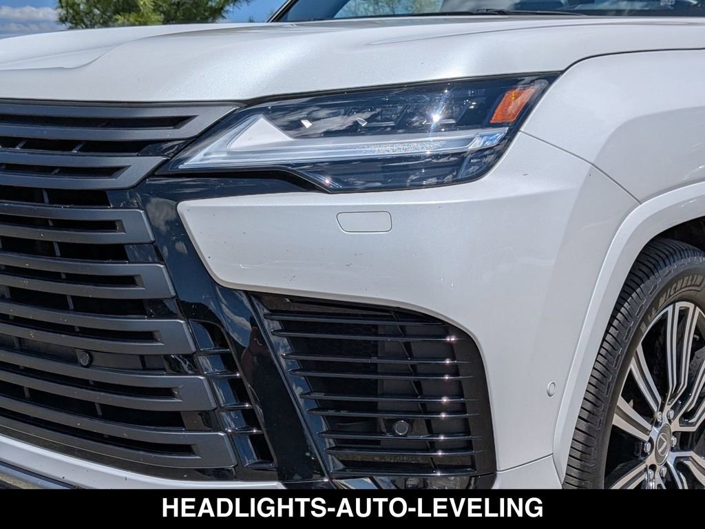 Used 2025 Lexus LX 700h Luxury w/ Appearance Package AWD/4WD image 16