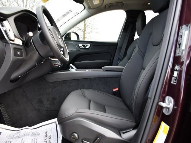 New 2026 Volvo XC60 B5 Plus w/ Protection Package Premier AWD/4WD image 13
