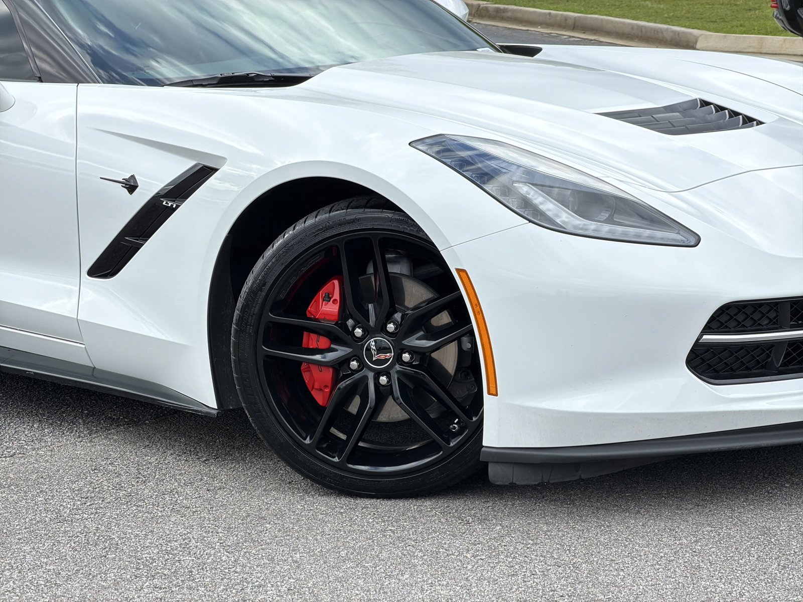 Used 2015 Chevrolet Corvette Stingray Coupe w/ 2LT Preferred Equipment Group RWD image 3