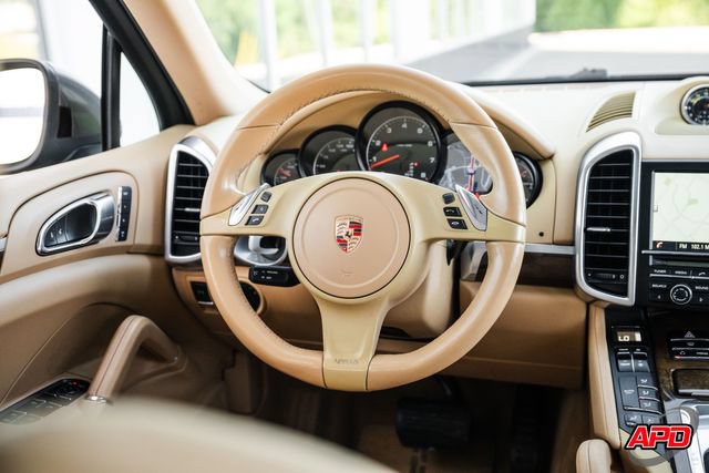 Used 2013 Porsche Cayenne AWD/4WD image 10