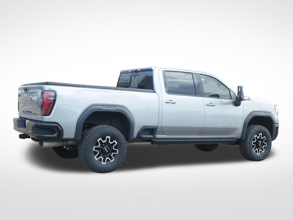 Used 2025 GMC Sierra 2500 AT4X AWD/4WD image 4