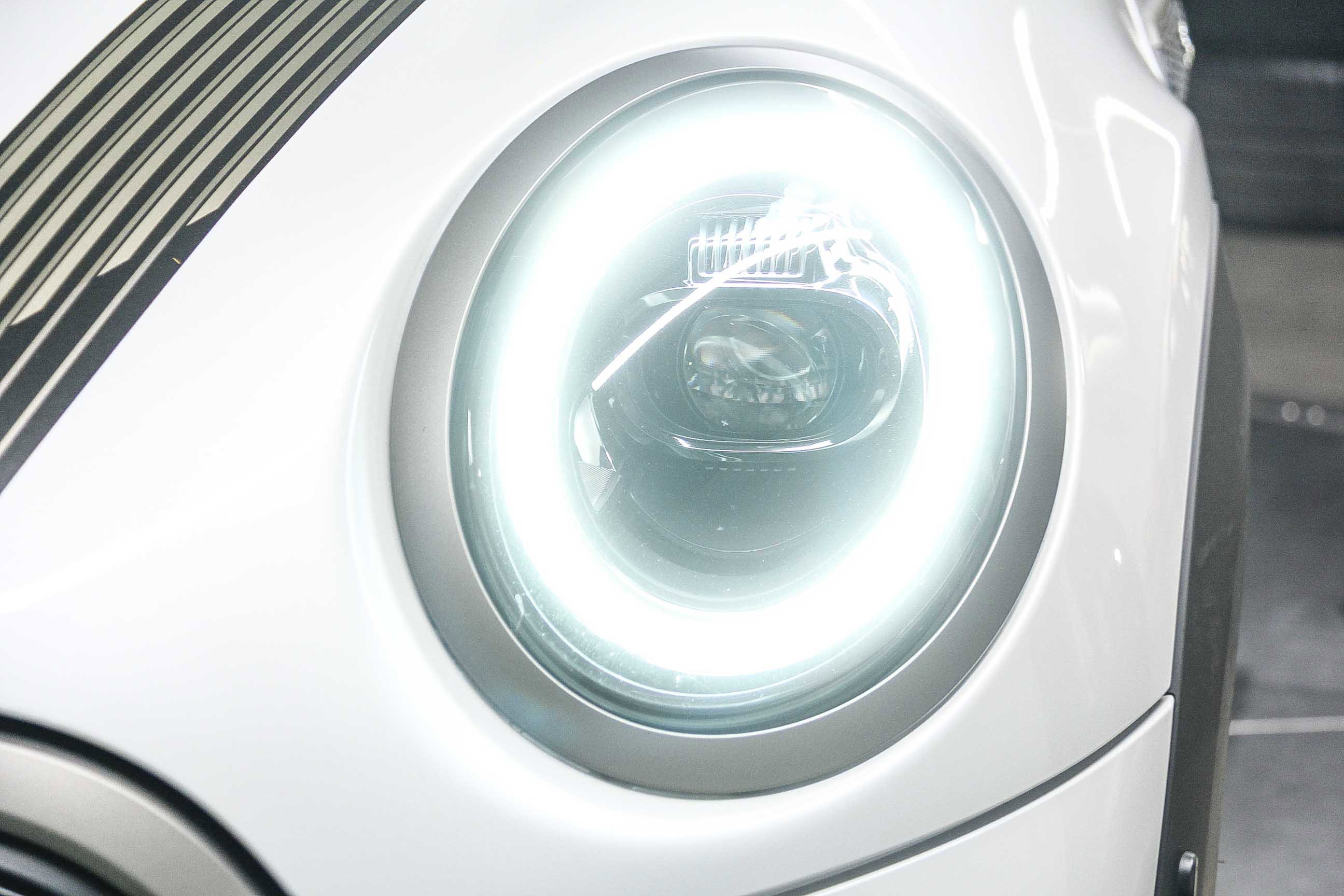 Certified 2024 MINI Cooper SE w/ MINI Resolute Edition image 10