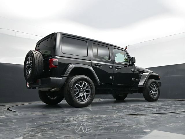 Used 2025 Jeep Wrangler Sahara image 53