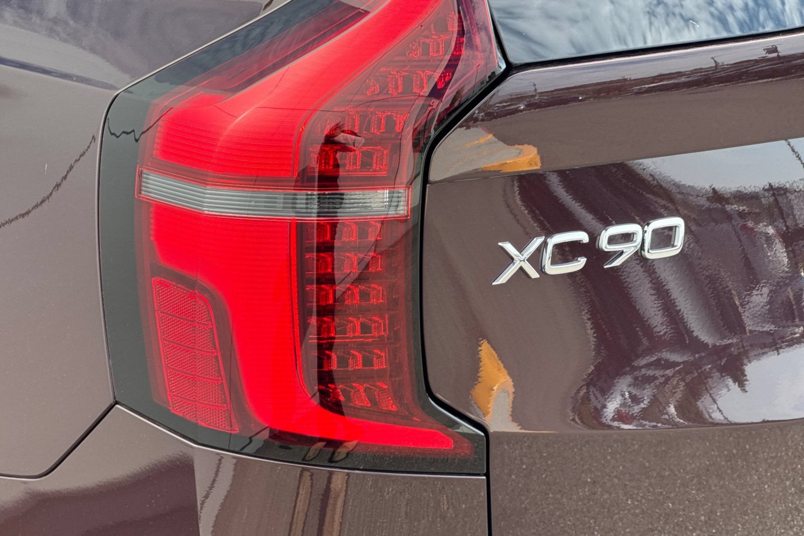 New 2026 Volvo XC90 T8 Plus w/ Protection Package AWD/4WD image 35