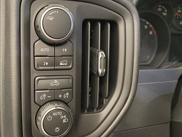 New 2026 Chevrolet Silverado 1500 Custom w/ Turbomax Blackout Package AWD/4WD image 21