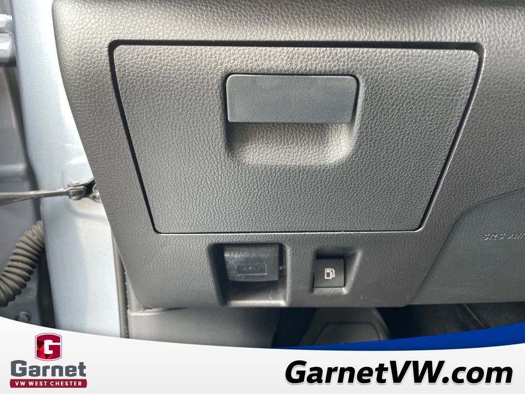 Used 2020 Toyota Highlander XLE image 39