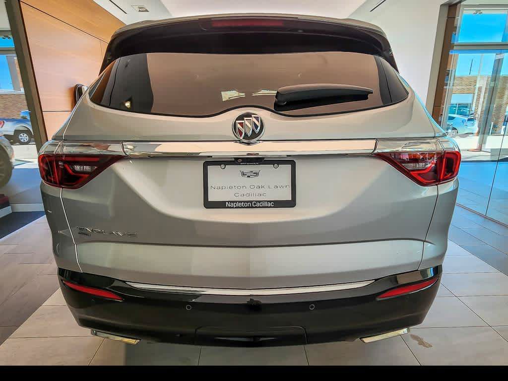Used 2022 Buick Enclave Premium w/ Surround and Sites Package AWD/4WD image 6