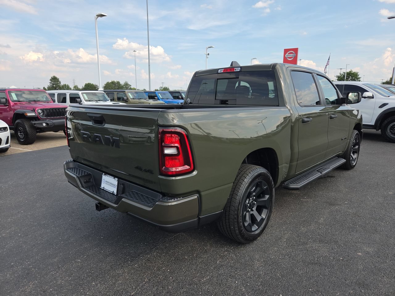New 2026 RAM 1500 Express AWD/4WD image 8