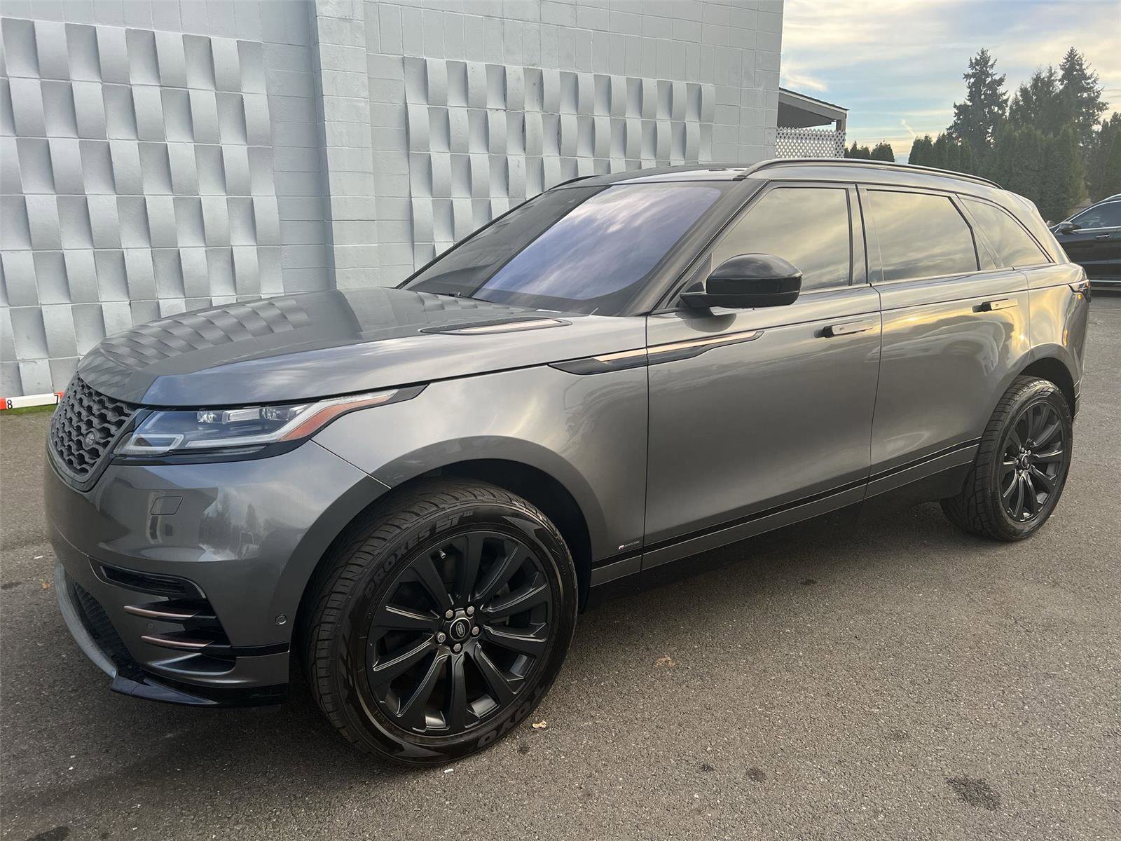 Used 2018 Land Rover Range Rover Velar R-Dynamic SE