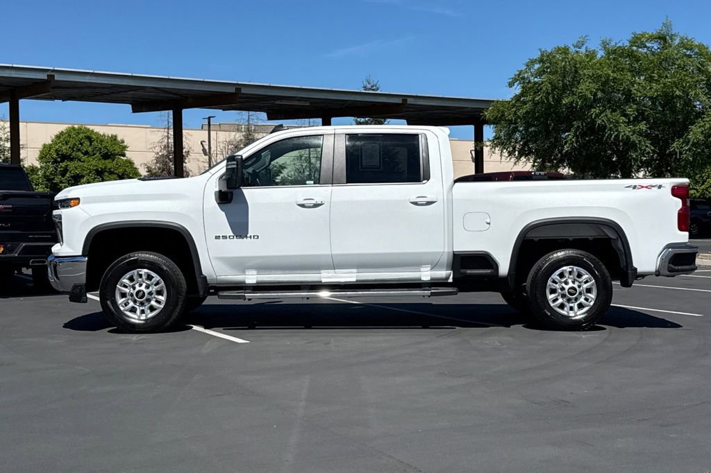 Used 2025 Chevrolet Silverado 2500 LT w/ Convenience Package AWD/4WD image 14