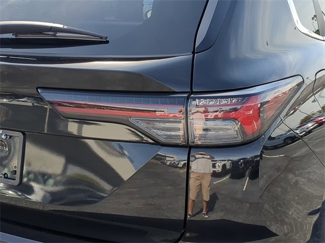 New 2025 Mitsubishi Outlander ES image 11