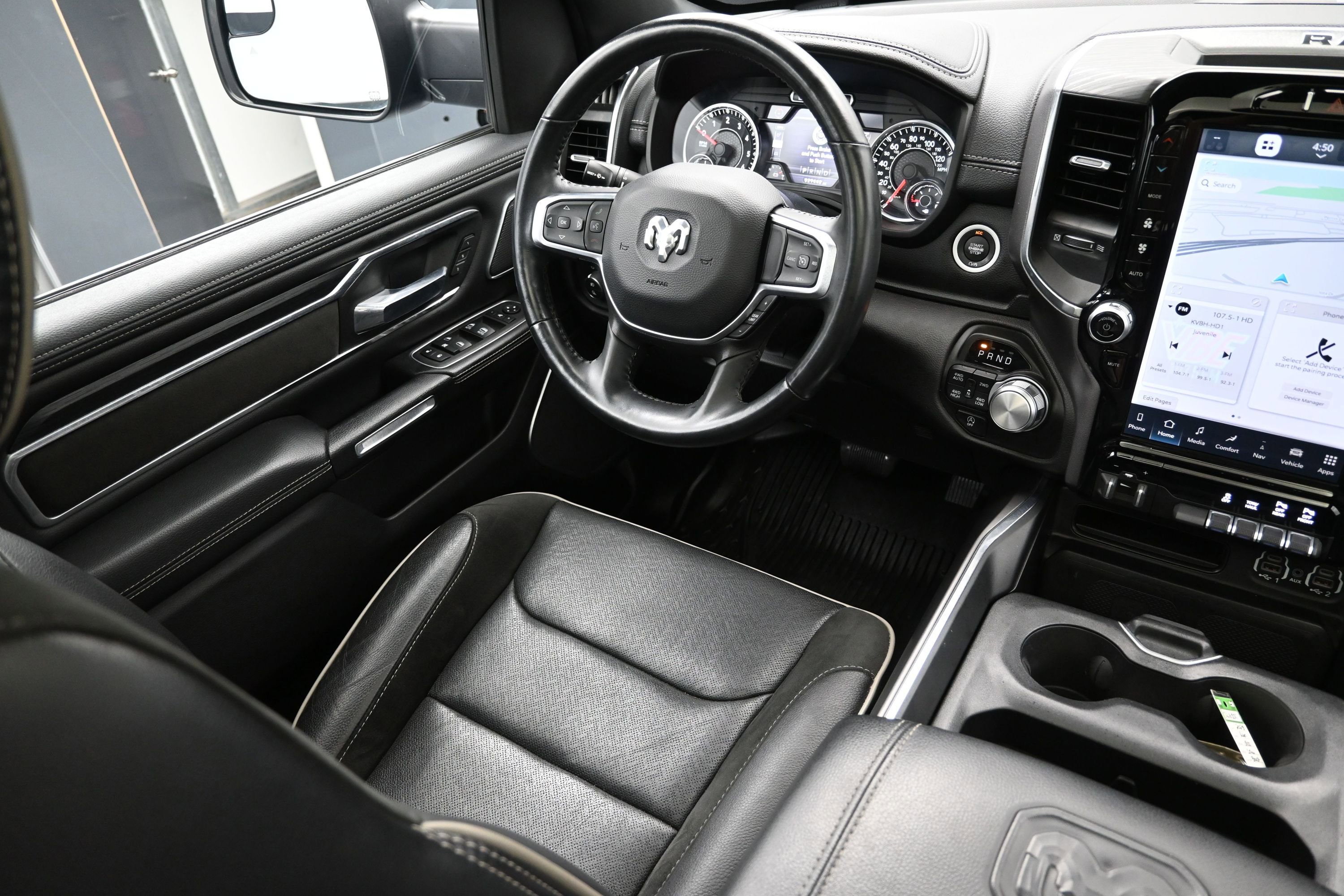 Used 2023 RAM 1500 Laramie AWD/4WD image 24