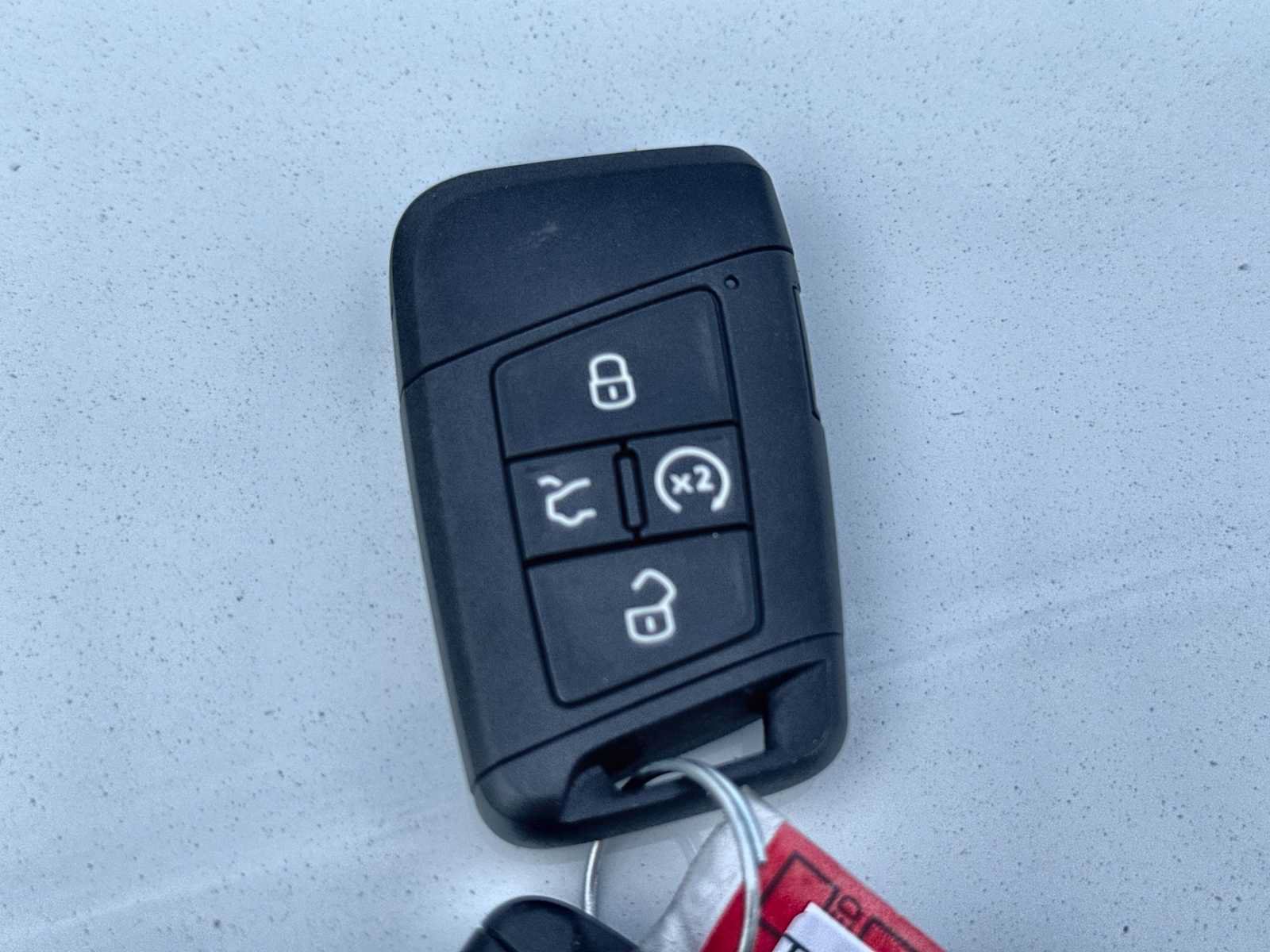 Used 2022 Volkswagen Tiguan SE R-Line FWD image 28