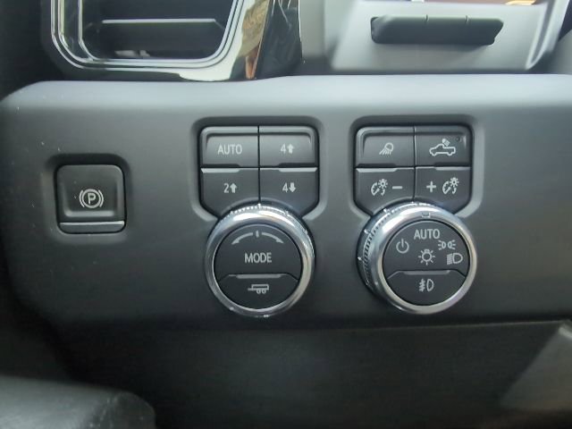 Used 2022 GMC Sierra 1500 AT4X image 18