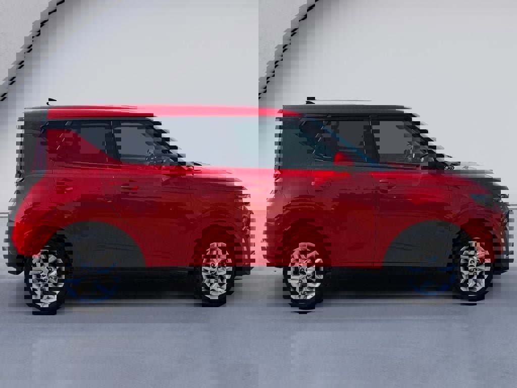 Used 2023 Kia Soul LX w/ LX Technology Package image 6